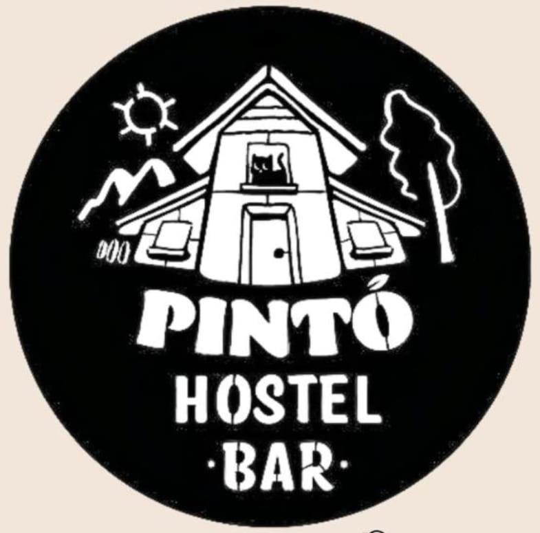 Pinto Casa Hostel & Bar Esquel Esterno foto